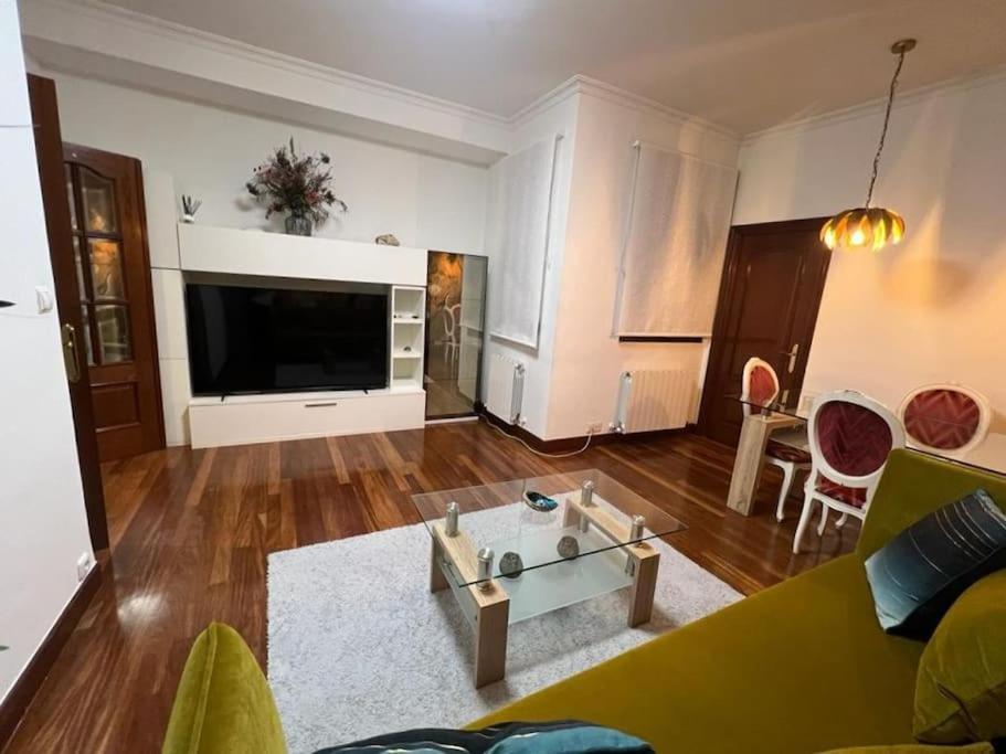 Precioso Apartamento A Estrenar En Bilbao. Bagian luar foto